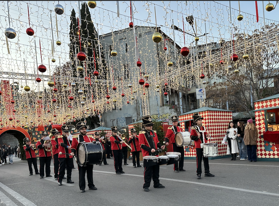 Band performing in the Christmas Market. Credit to MaiN